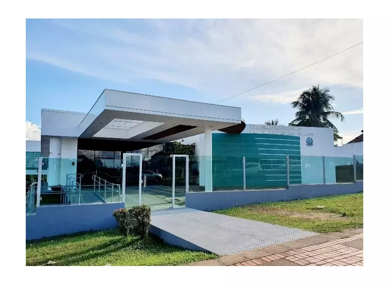 Acre pode proibir estágio de estudantes de medicina estrangeiros: CRM alerta sobre ética médica