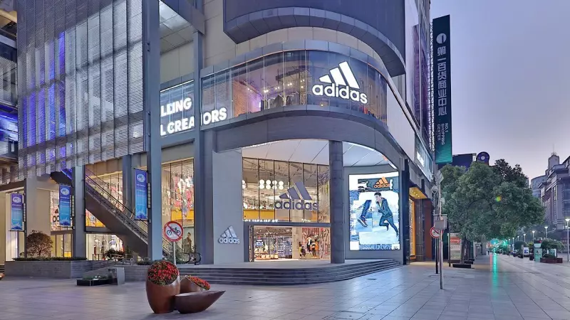 Adidas revela vazamento de dados de clientes: o que você precisa saber
