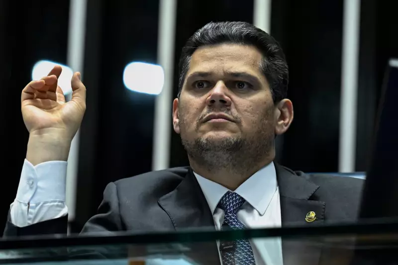 Alcolumbre acusa aumento do IOF sem aval do Congresso de 'usurpação' e promete reação