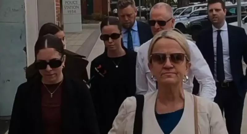 Australiana é condenada por incendiar amigo após comentário machista — veja detalhes