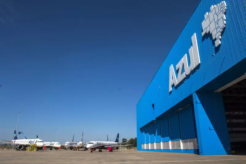 Azul despenca na avaliação dos passageiros: entenda os motivos da queda livre