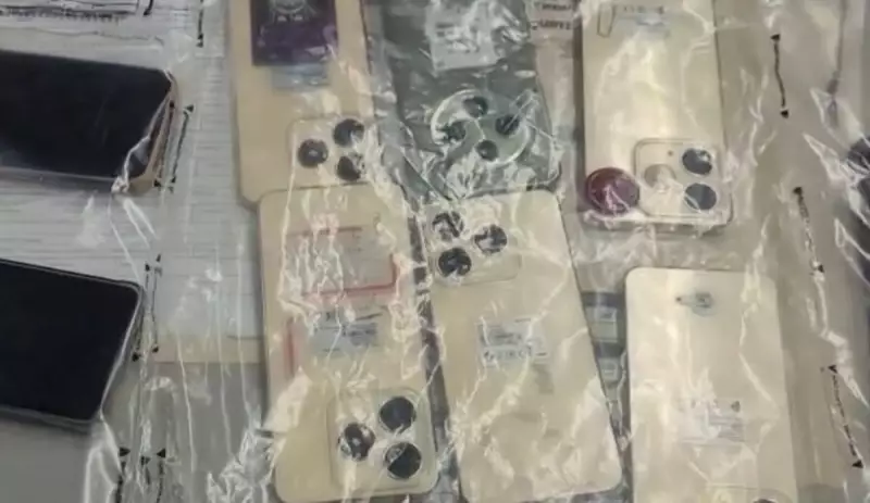 Bandidos de SP são presos no Rio aplicando golpes com máquinas de cartão