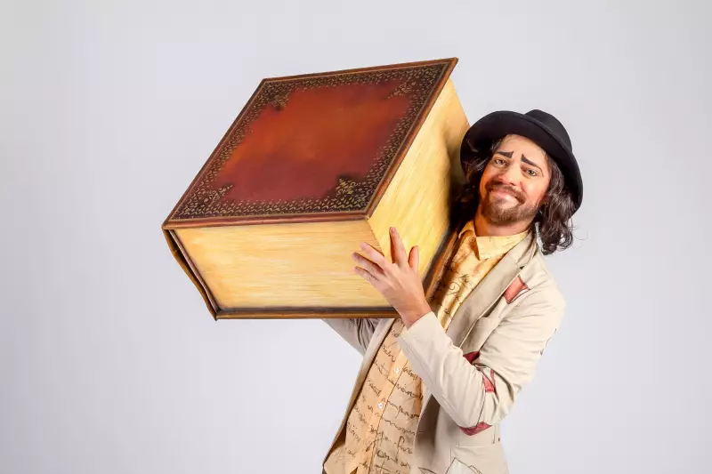 Bibliotecário encanta Presidente Prudente com contação de histórias: cultura viva na região