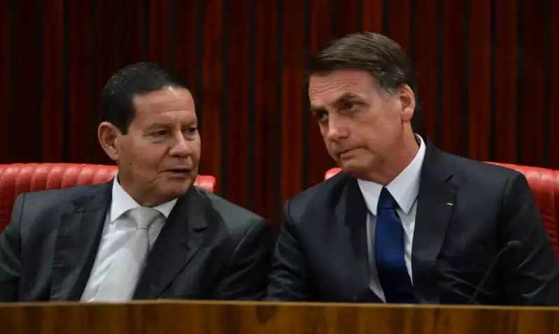 Bolsonaro e Mourão sob suspeita: PGR investiga possível conluio antes de depoimento