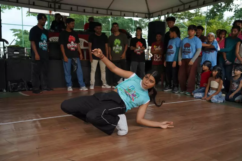 Breakdance e K-pop do CCJuv encantam público e jurados no Conexão de Rua em Roraima