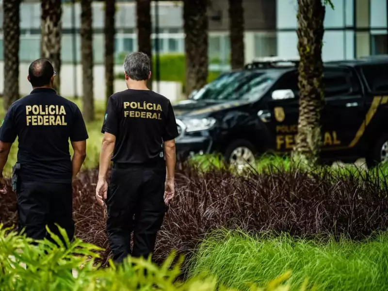 Caçadores de comunistas usavam fuzis de sniper e minas magnéticas em operação criminosa