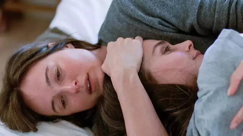 Cannes 2025: Por que 'Sentimental Value' está sendo aclamado como o melhor filme do ano?