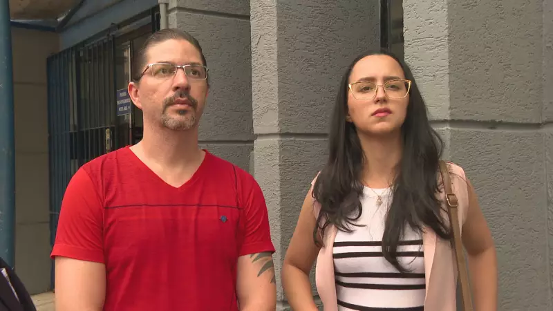 Casal explica confusão em banheiro após serem acusados de discriminar mulher trans: 'Tentamos ajudar'