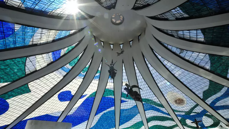 Catedral de Brasília: 55 anos da obra-prima de Niemeyer que encanta o mundo