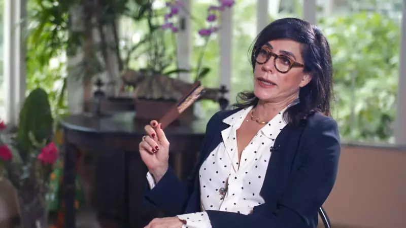 Christiane Torloni revive aventuras de 'A Gata Comeu' e fãs criam tour pelas locações na Urca