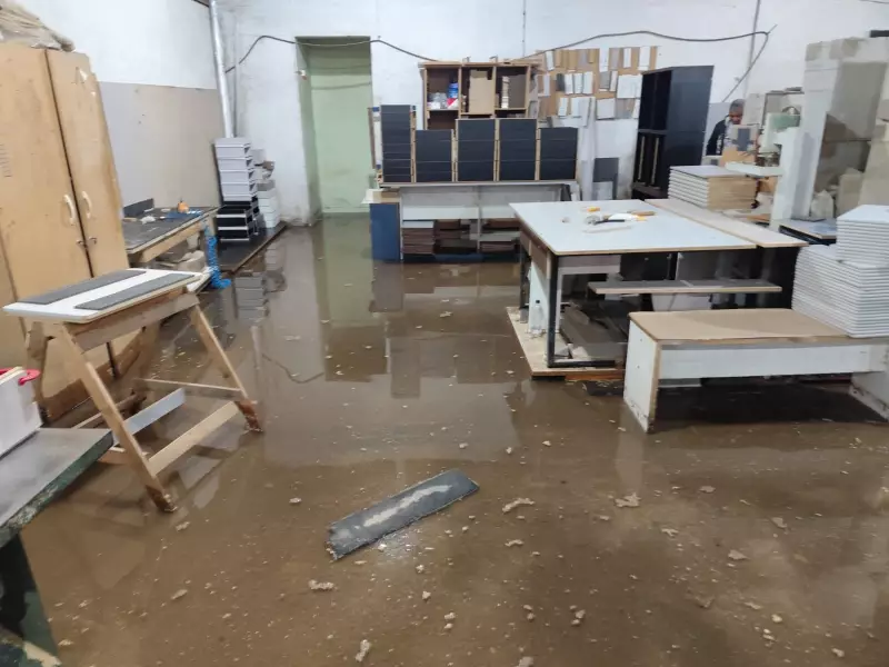 Chuva intensa causa alagamentos e transtornos na região de Curitiba