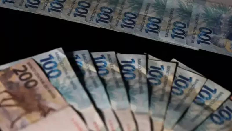 Contas públicas registram superávit de R$ 1,41 bilhão em abril e acumulam resultado positivo no ano