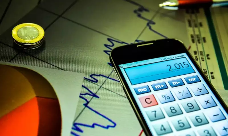 Contas públicas registram superávit de R$ 1,42 bilhão em abril: entenda os impactos