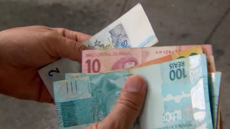 Crescimento do PIB brasileiro fica abaixo do esperado: especialista analisa os motivos