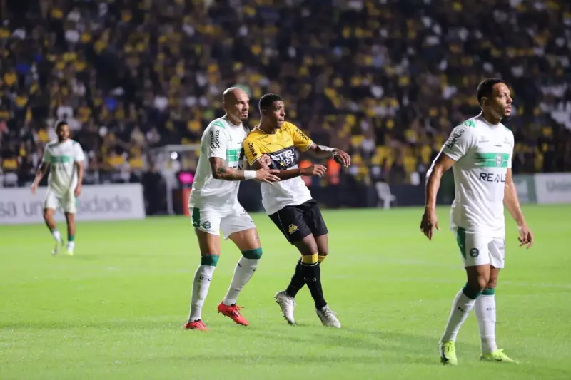 Criciúma perde novamente e afunda na lanterna da Série B: o que está acontecendo com o Tigre?