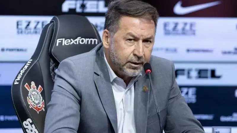 Crise política de Augusto Melo abala aliados após denúncias
