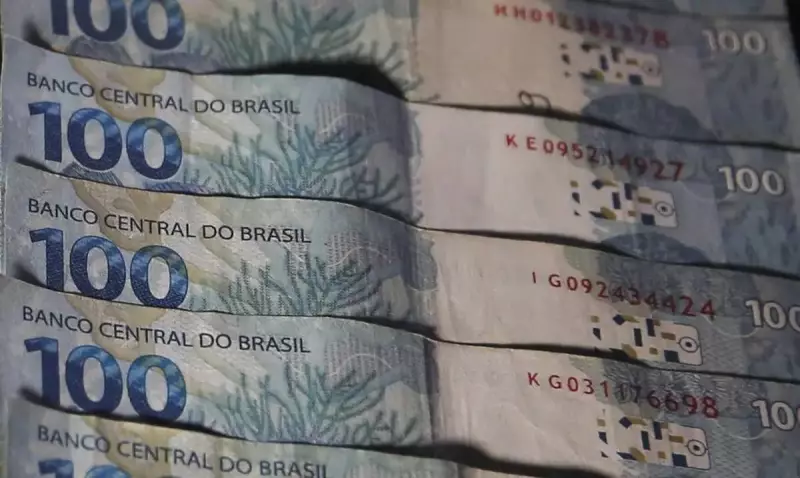 Dívida Pública Federal bate recorde e ultrapassa R$ 7,6 trilhões, impulsionada por juros altos