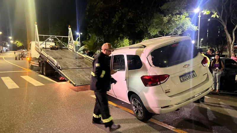 Entregador tem motocicleta arrastada por quase 2 km em Manaus: veículo foi comprado no aniversário de 18 anos