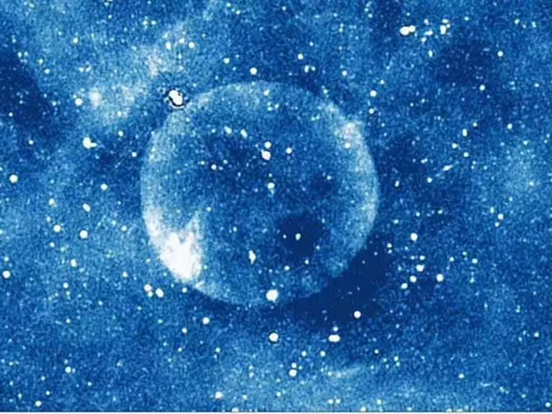 Esfera Misteriosa na Galáxia Intriga Cientistas: 'Não Dá Para Explicar'