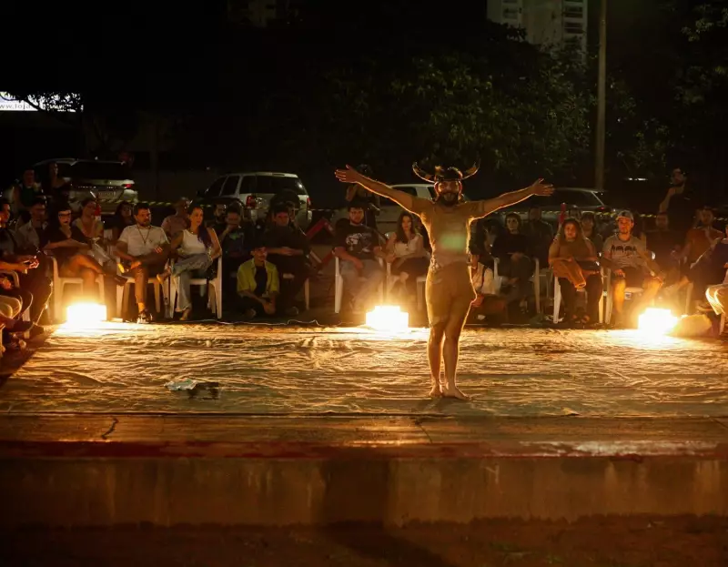 Espetáculo 'Ponte pra cá, meninos também choram' aborda abuso sexual e masculinidade em Presidente Prudente