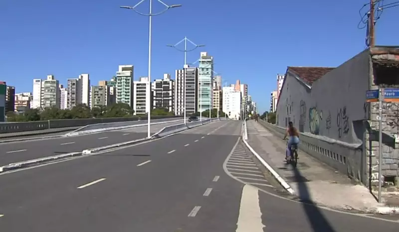 Estudante é agredido e roubado na Ponte Ayrton Senna em Vitória: violência choca moradores