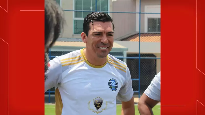 Ex-zagueiro Lúcio sofre queimaduras em acidente com lareira ecológica e é transferido para hospital no RS