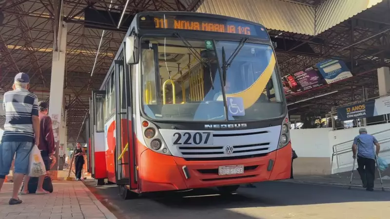 Fiscalização da EMDURB flagra ônibus irregulares no transporte coletivo de Marília