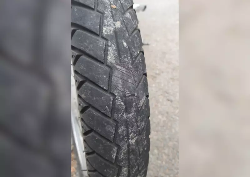 Fiscalização flagra motos com pneus carecas e falhas na luz de freio durante exames para CNH em Itapetininga