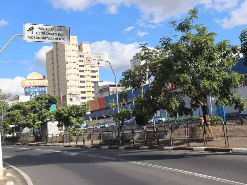 Fiscalização remota começa em cruzamentos de Senador Saraiva e Glicério em SP