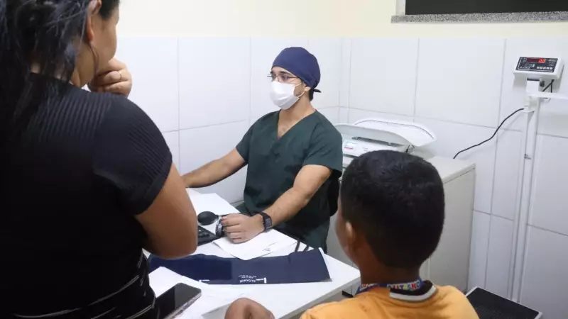 Fortaleza reforça atendimento infantil: 12 postos de saúde abertos no fim de semana