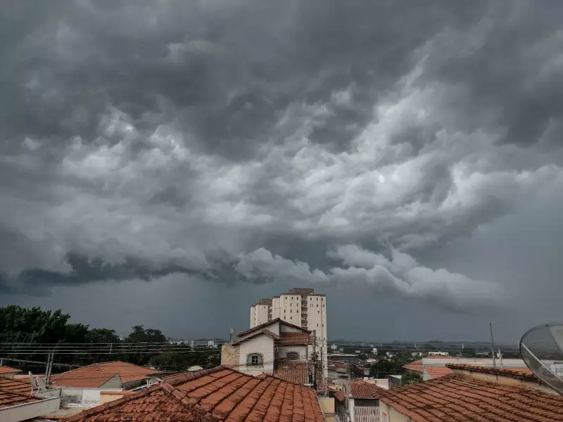 Frente fria chega ao Vale do Paraíba: previsão de chuva a partir desta quinta-feira (22)