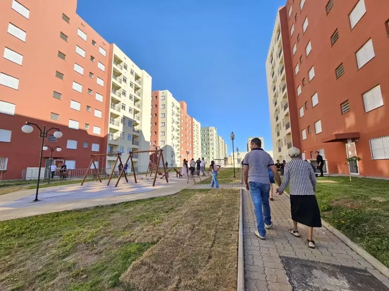 Governador entrega 186 moradias pelo Programa Casa Paulista em Santa Bárbara d'Oeste