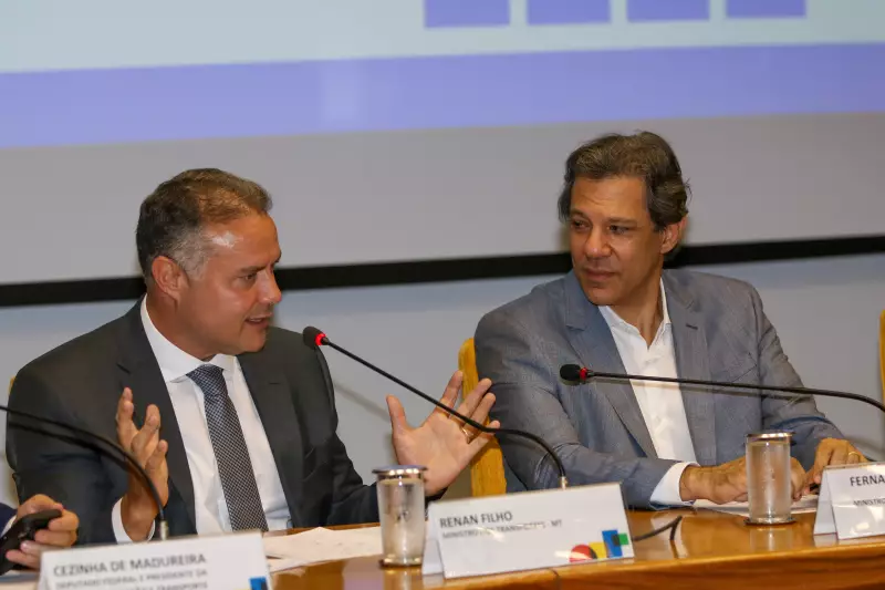 Governo anuncia aumento do IOF para reforçar arrecadação em 2024