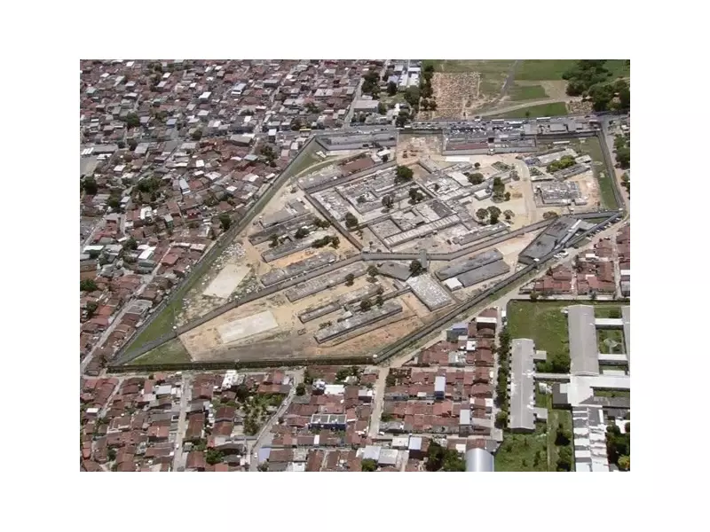Governo de Pernambuco desativa presídio no Complexo do Curado devido a condições precárias