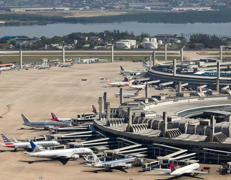 Greve dos servidores da Receita Federal paralisa portos e aeroportos no Brasil