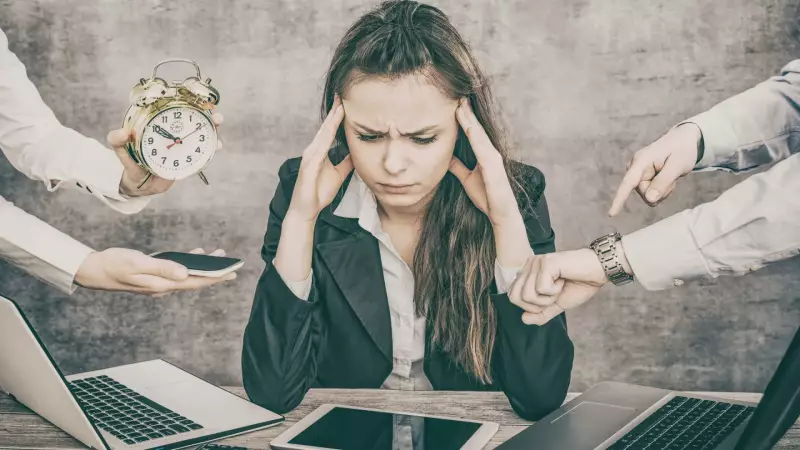 Hábito comum que pode destruir sua memória: neurologistas alertam!