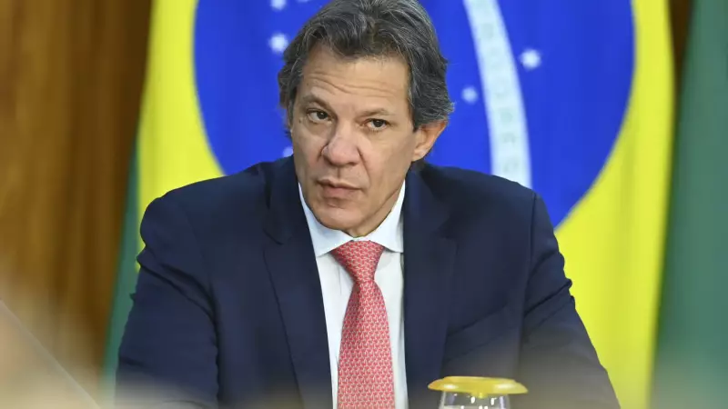 Haddad se emociona em evento com Lula e fala em 'apagar sofrimento' do povo brasileiro