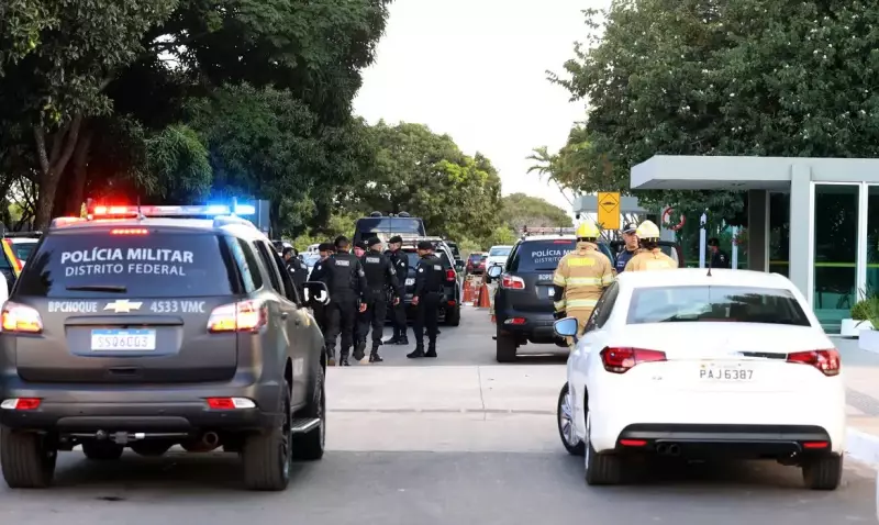 Homem-bomba é preso após tentar entrar no plenário do STF no DF