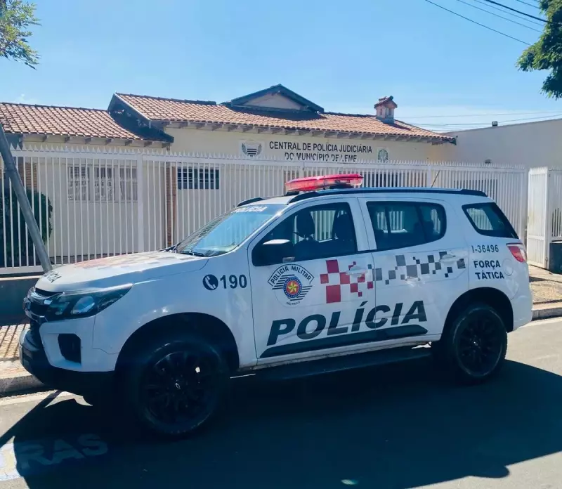 Homem é assassinado com pauladas e facadas em São Carlos; autor fugiu
