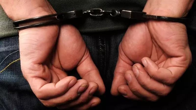 Homem é preso após ameaçar comerciante que se recusou a dar dinheiro em Coronel Murta