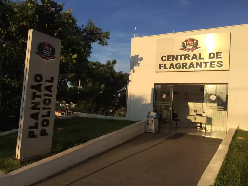 Homem é preso após tentativa de esfaquear mulher em Tatuí: veja o vídeo