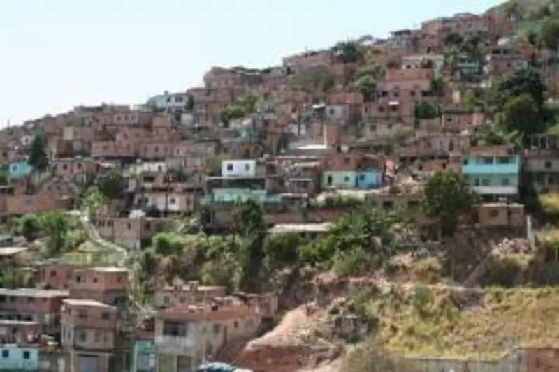 Homem é preso por estuprar adolescentes após baile funk em Belo Horizonte — Caso choca a capital mineira
