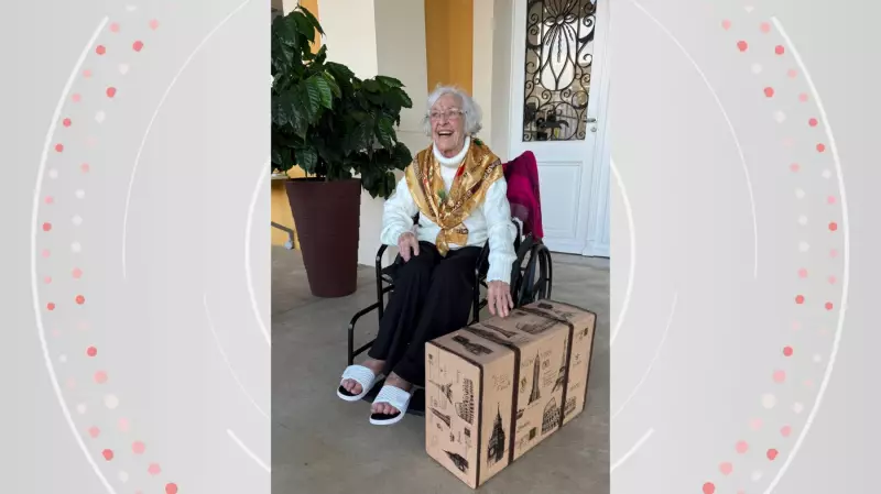 Idosa de 104 anos celebra aniversário na estação de trem que marcou sua chegada ao Paraná há mais de 50 anos