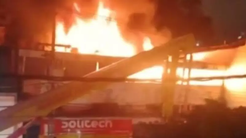Incêndio de grandes proporções atinge malharia no Rio Comprido durante a madrugada