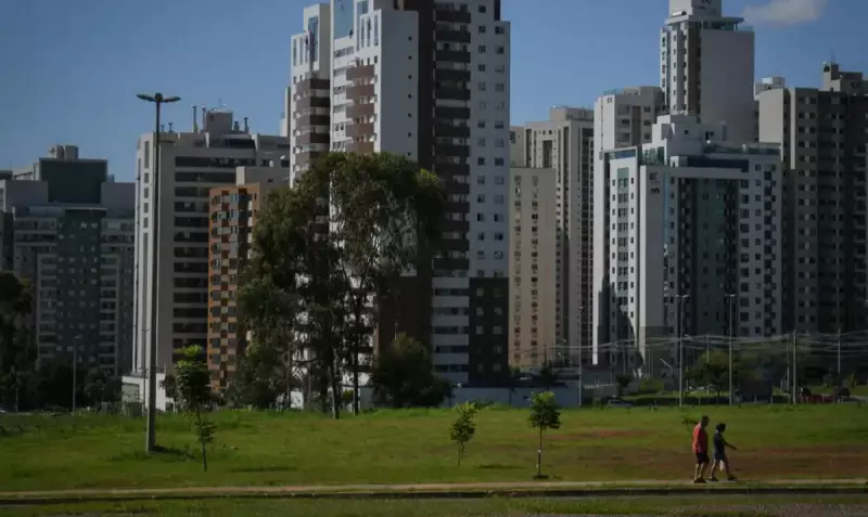 Inflação do aluguel desacelera, mas contratos que vencem em junho terão reajuste de 7%