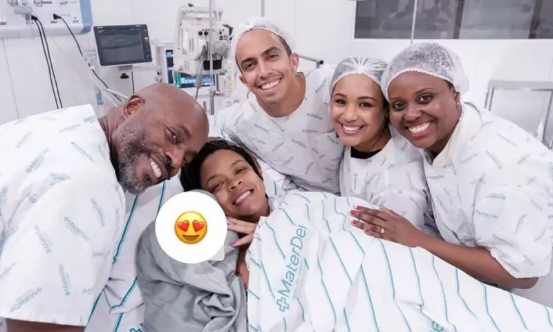 Influenciadora opta por equipe de profissionais negros para parto e destaca importância da representatividade