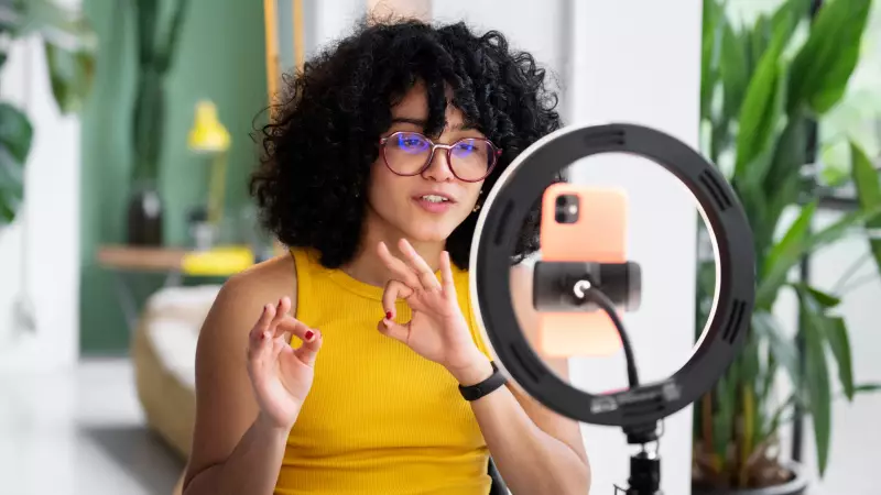 Influenciadores Digitais e o Desafio da Responsabilidade Social no Marketing de Influência