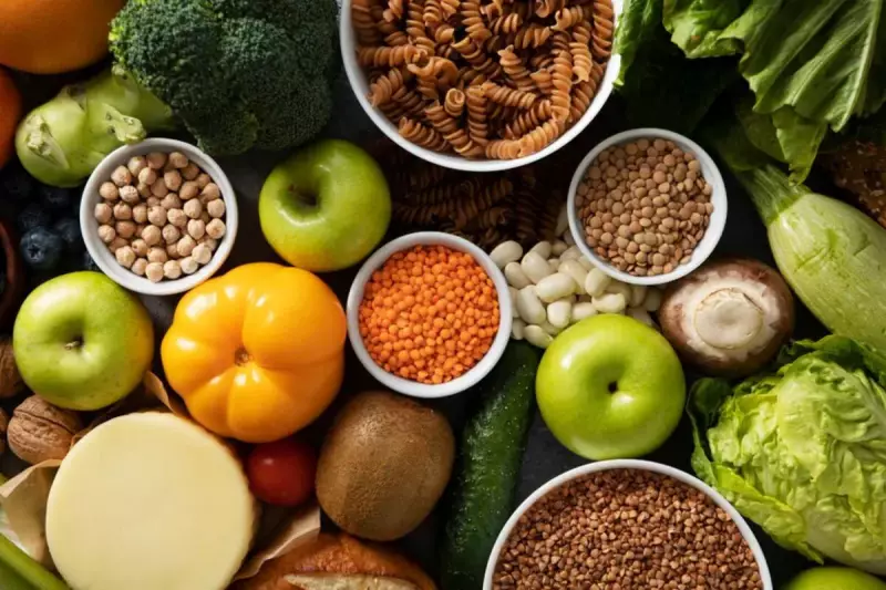 Intestino preso? Descubra os alimentos que ajudam a regular o trânsito intestinal e o alerta dos especialistas