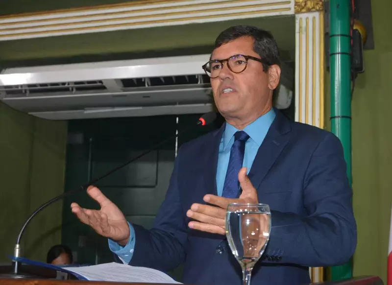 Invasão na Câmara de Salvador: Tinoco condena ato e fala em 'limites ultrapassados'