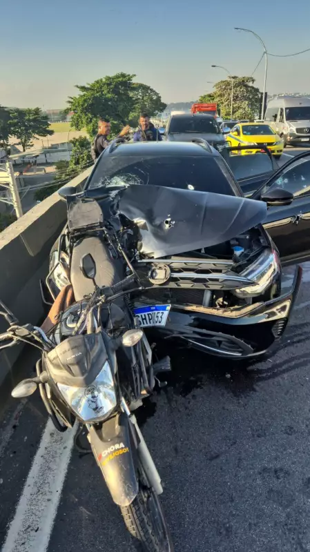 Irmão de motoboy morto em atropelamento por bandidos em fuga desabafa: 'Justiça precisa ser feita'